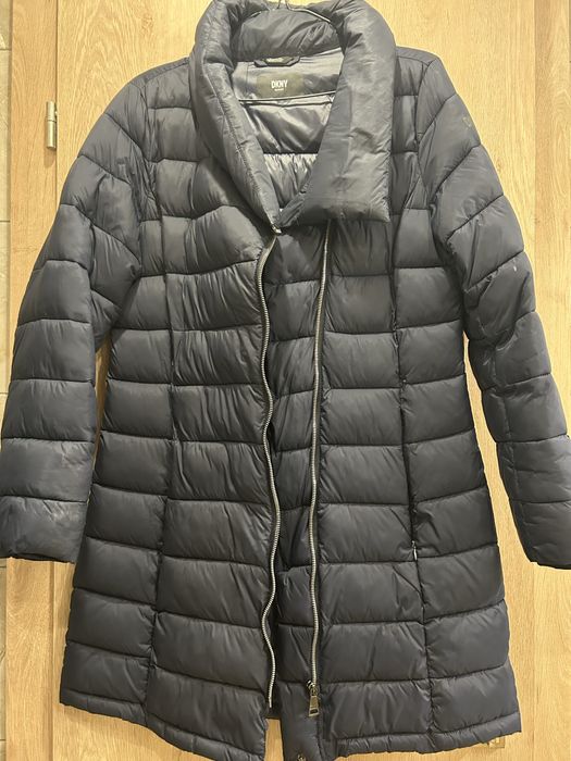 Дълго дамско зимно яке DKNY