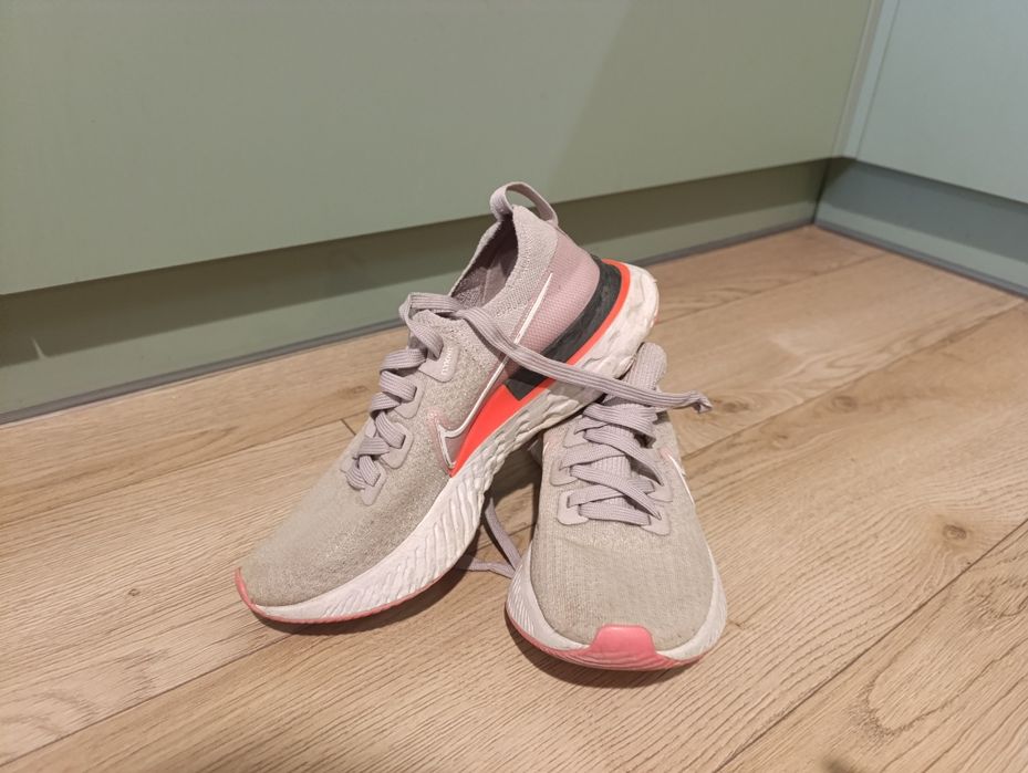 Nike W Nike React Infinity run