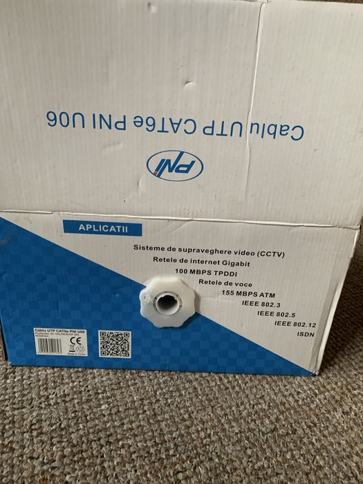 Cablu UTP nou gri