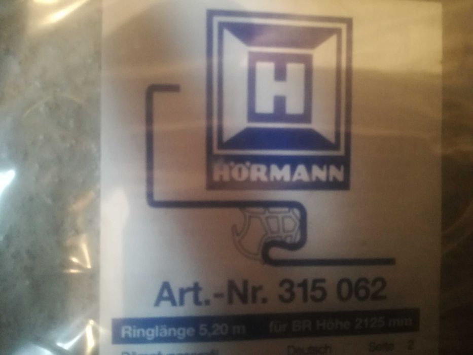 Продавам 7 бр. нови уплътнения за дограми-HORMANN Немски