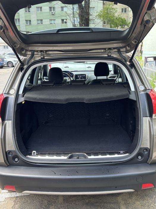 Peugeot 2008 | AN 2016 |1.2 Benzină | Automat | 11.637 KM |
