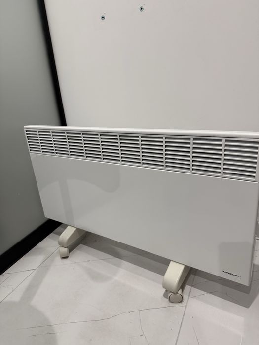 Конвектор Airelec Basic Pro 2500W