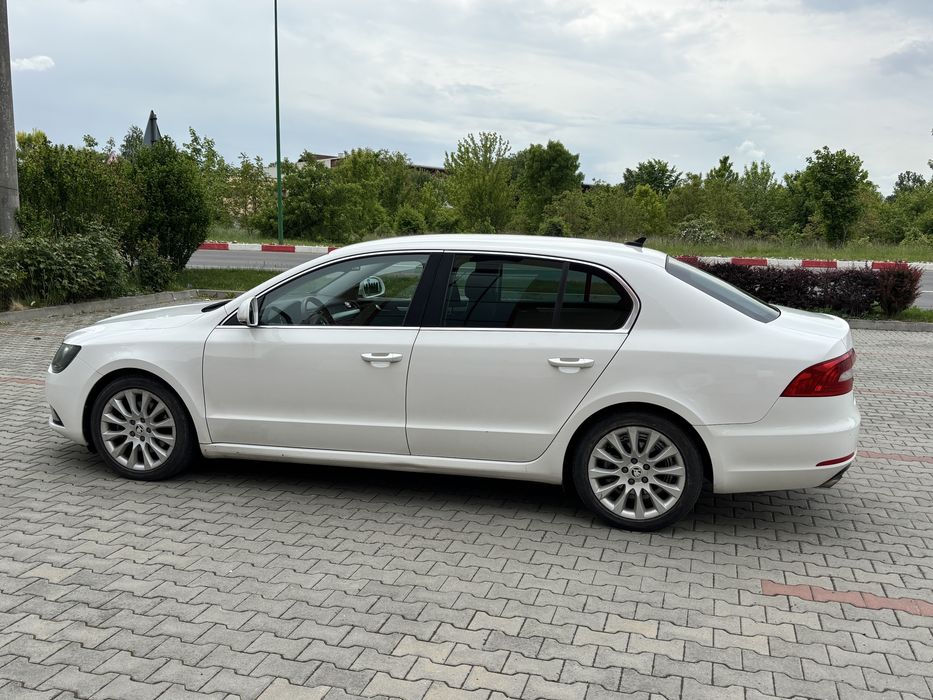 SKODA Superb 2014 — imagine 3