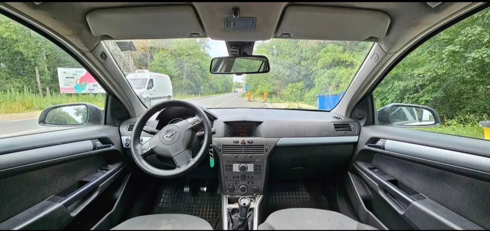OPEL Astra 2005 — imagine 3
