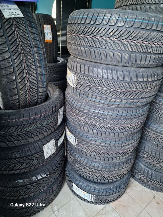 225 45 17 Kelly by/Good Year Замъка Ямбол