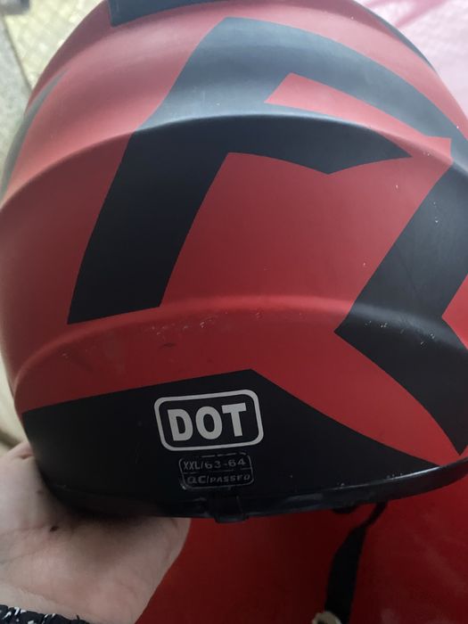 Full face kaска fox V1