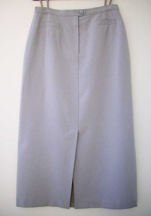 Дамска права пола с шлицове