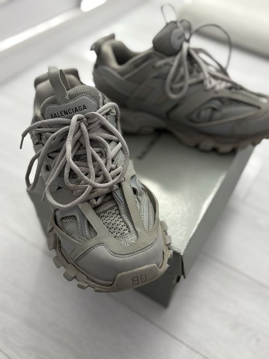 Balenciaga track grey