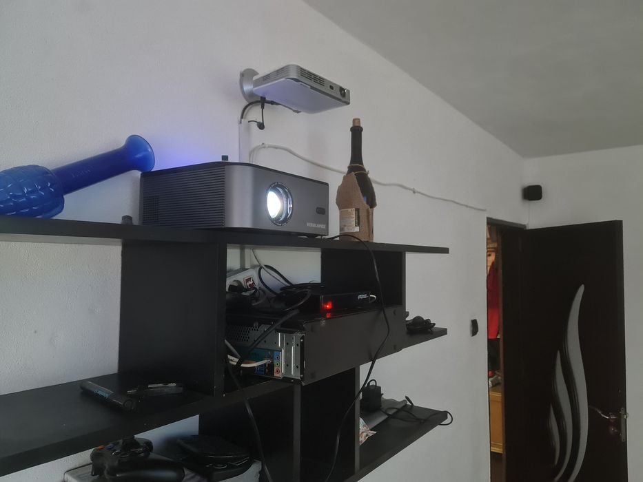 Videoproiector led full hd nativ