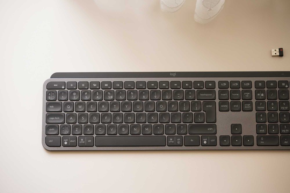 Logitech MX Keys & MX Master 3 Combo
