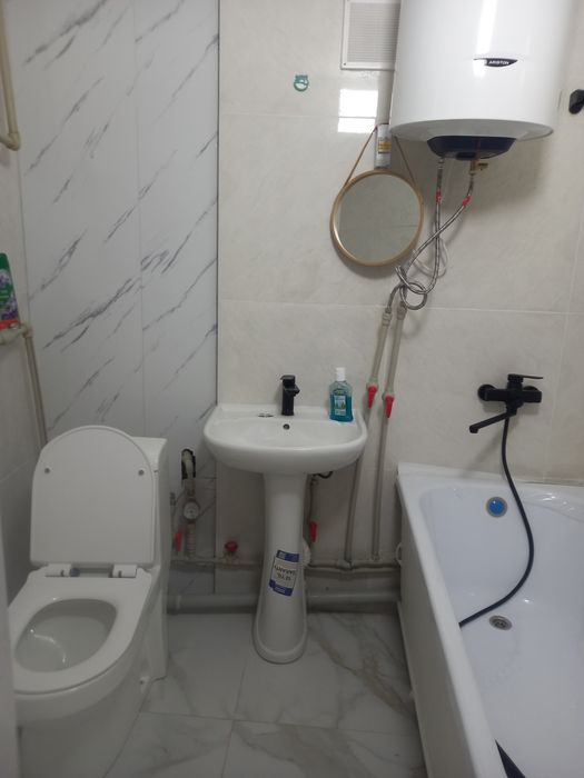 Люкс кв в универсаме. Час 2000.