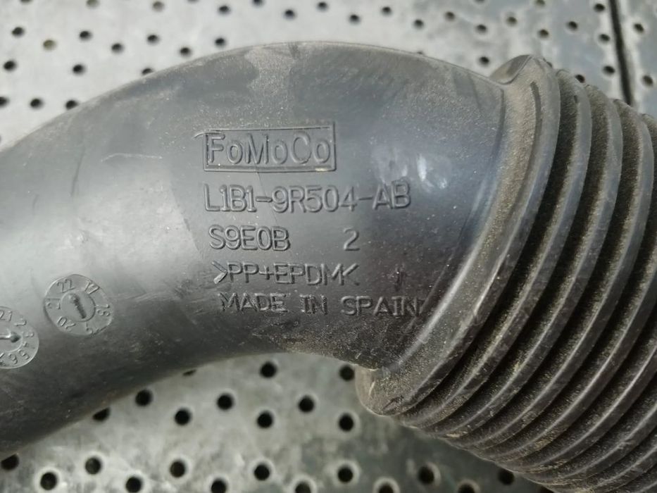 tubulatura admisie 1.0b b7jb  ecoboost hybrid  ford puma 2020  l1b1-9r504-ab