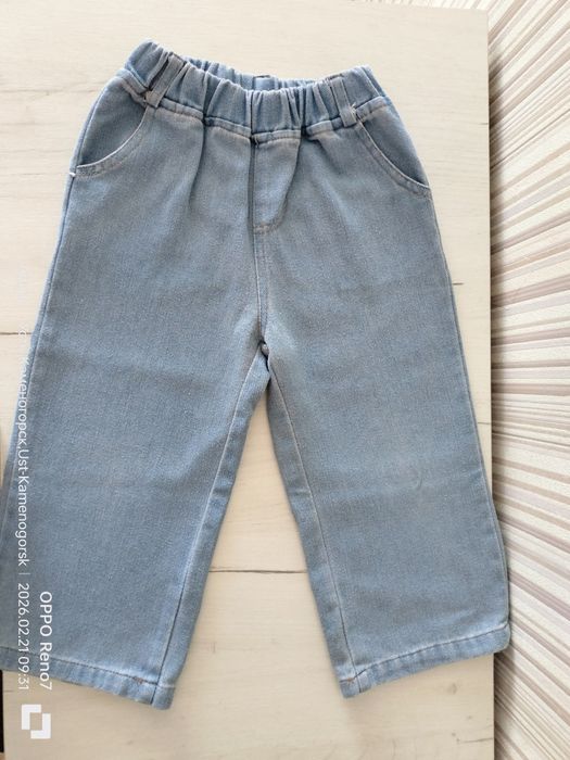 Джинсы на девочку 4-5 лет