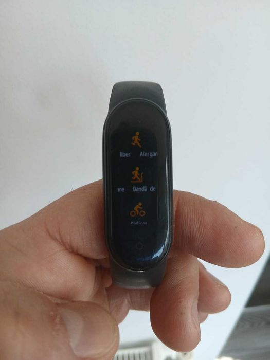 Bratara fitness M5 inteligenta
