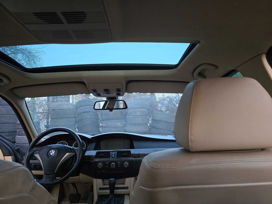 BMW e60 545i 2004г.