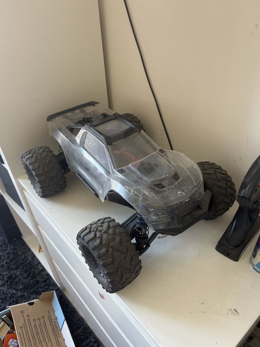 Traxxas MAXX rc car/рс количка