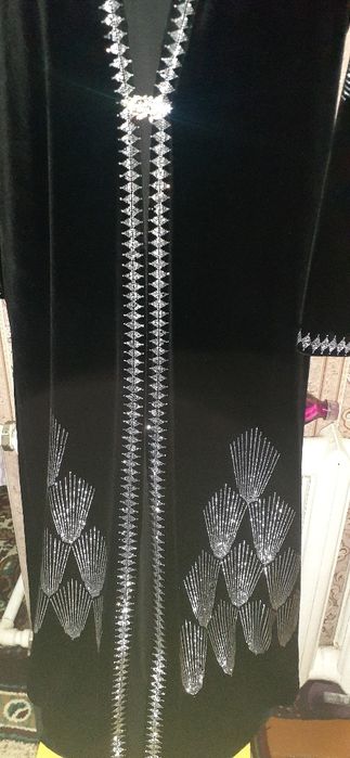 Abaya sotiladi yengi kiyilmagan vilurivi qalin