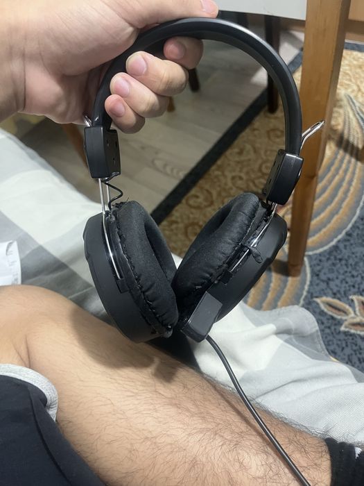 Наушники черные