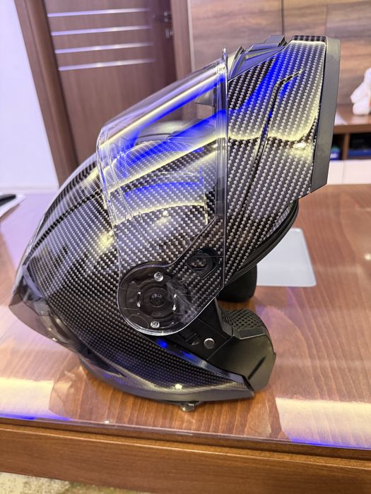 Каска за мотор нова!