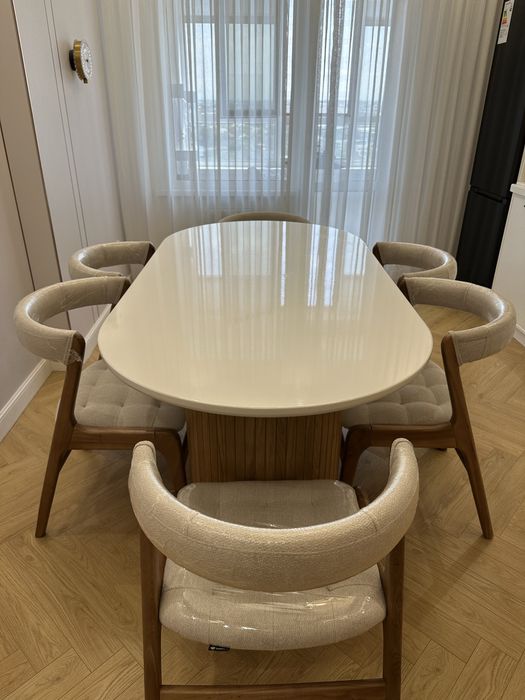 Стол с 6 стулья. В идеал состоянии