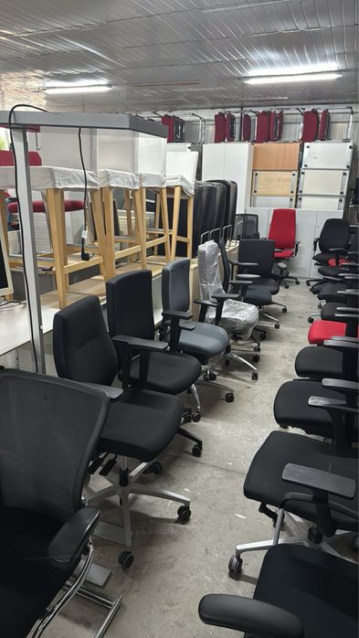 Steelcase немски офис диван с естествена кожа