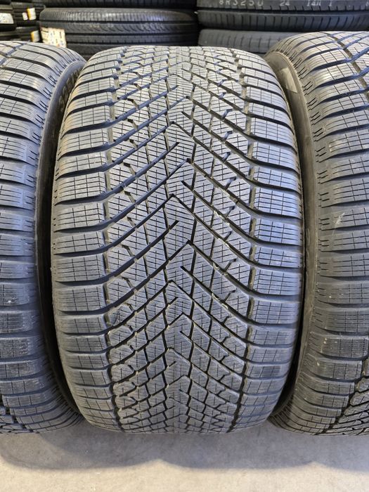 325/35/22//285/40/22 PIRELLI