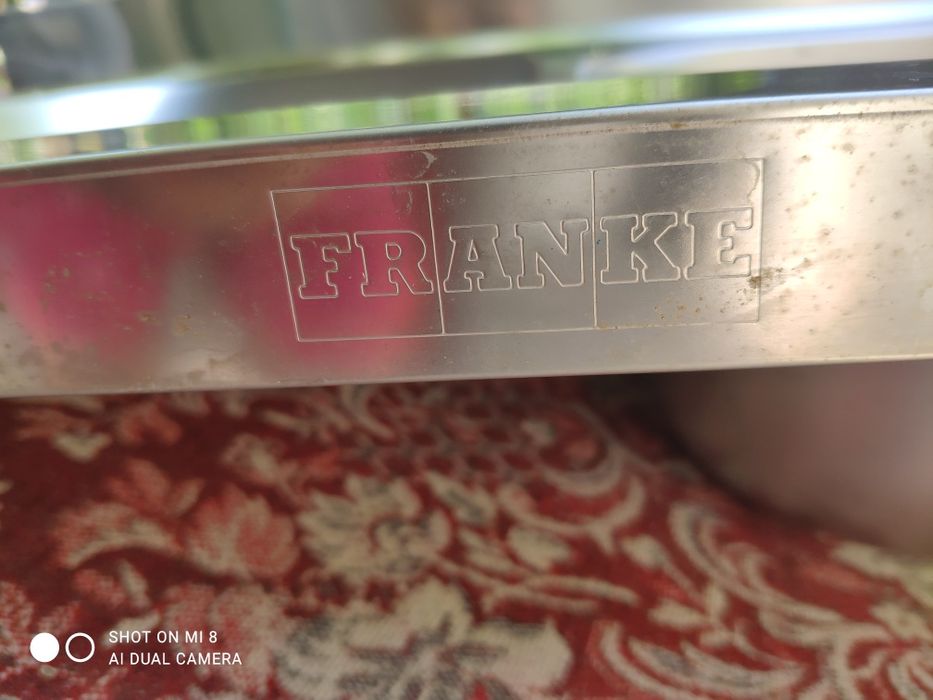 Vând chiuveta inox Franke