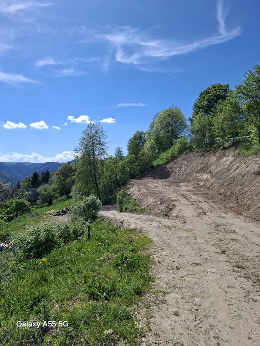 Teren de vânzare Marisel,pentru construcția de cabane