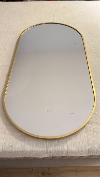 Oglinda led pentru baie