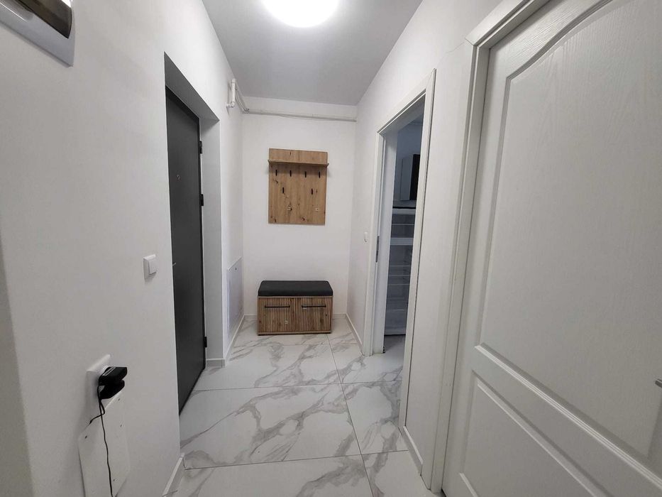 apartament cu o camera cu loc de parcare Mutare Imediata