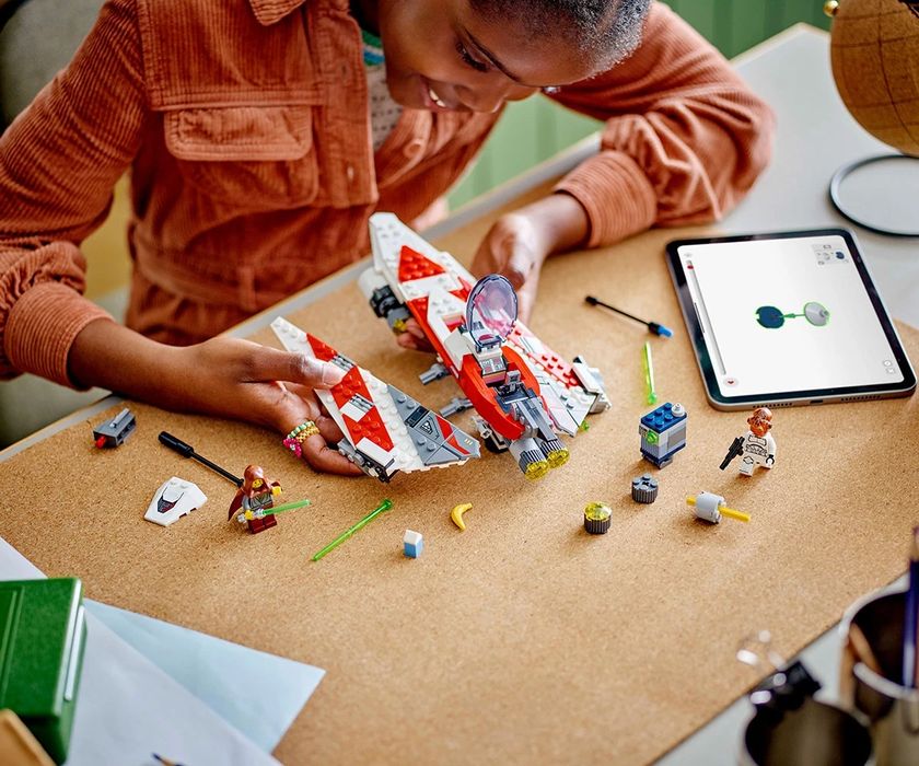 LEGO® Star Wars™ 75388 - Изтребителят на Джедай Боб