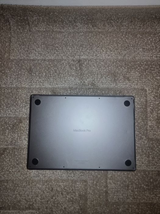 Macbook Pro M1 Pro 16' A2485