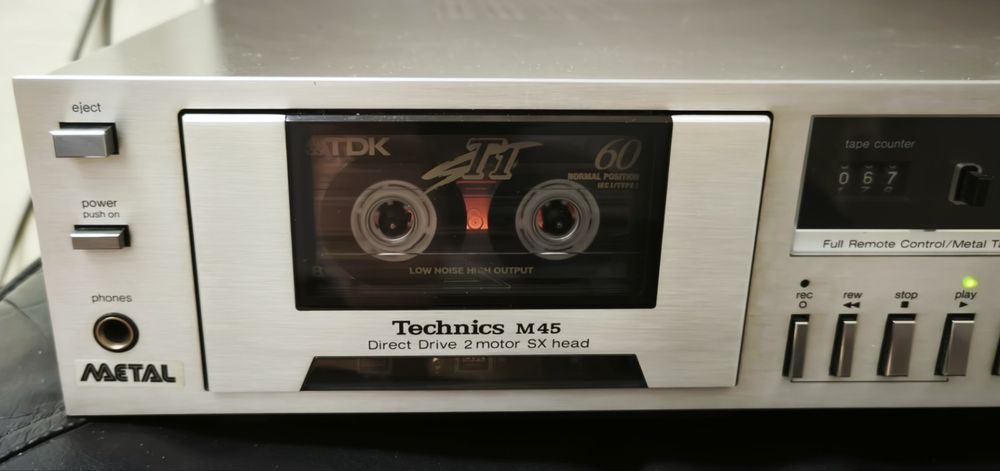 Technics  M45.