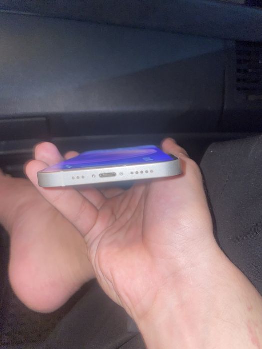 Iphone 12, коробка имеется, телефон идеал