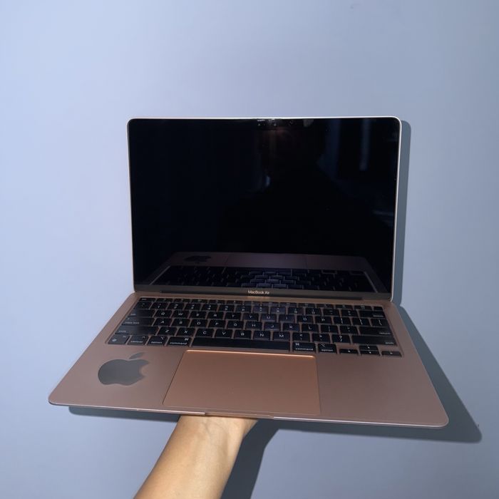 MacBook Air M1 256 gold