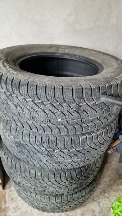Покрышки 256/65 R17 TOYO
