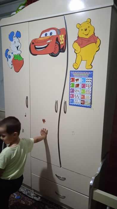 Хаммасини арзонга бериб юбораман Шефонер дивананча кроватка тумбача