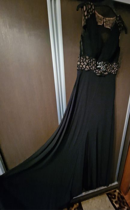 Rochie neagra marimea 38