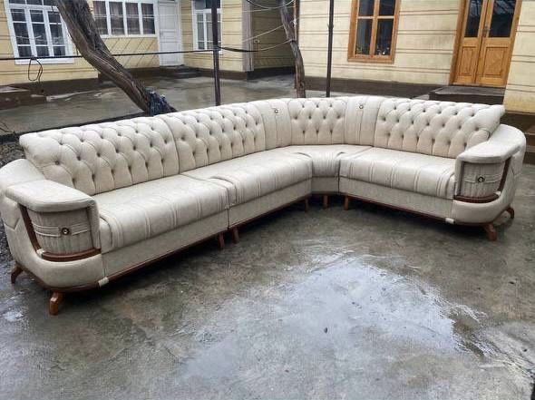 Уголок Chester.