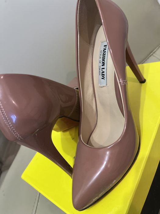 Продам туфли, производство Турция