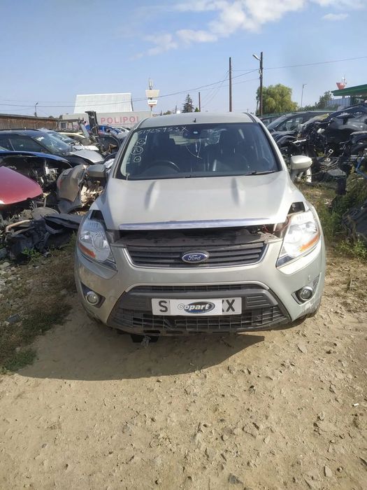 Dezmembrez Ford Kuga