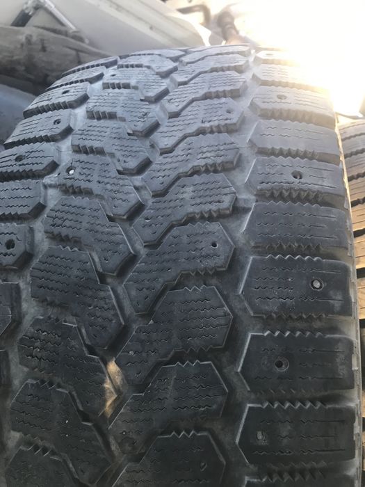 Продам зимние шины Р-17