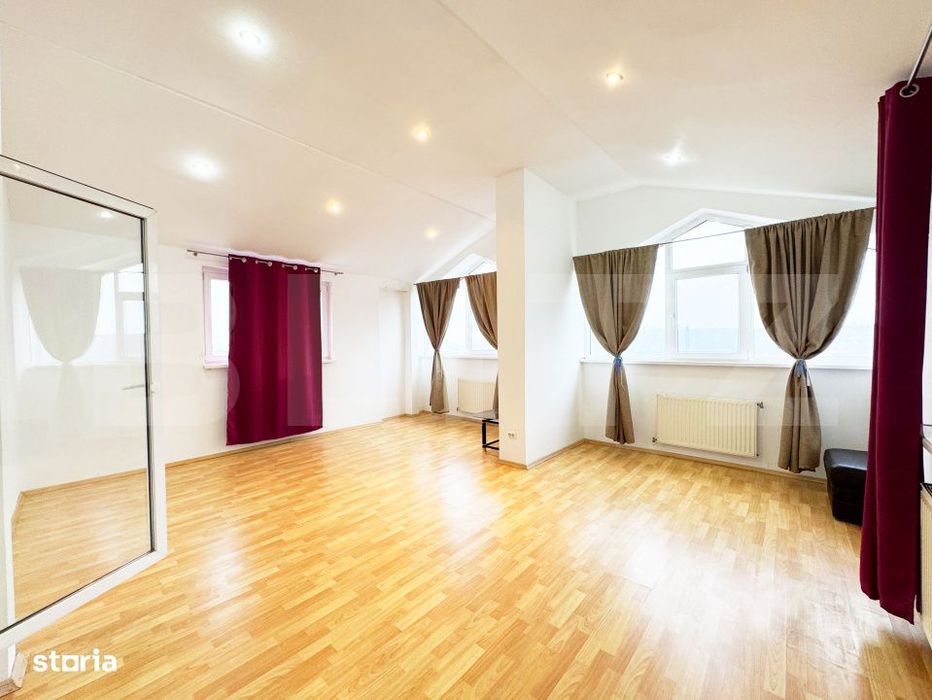 Apartament pe 3 etaje, 150 mp, terasa 40 mp, panorama, zona CUG