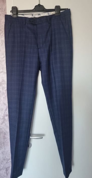 Costum Montego+ cămașă Jack's