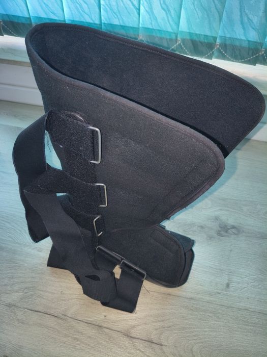 Vand orteza pentru glezna