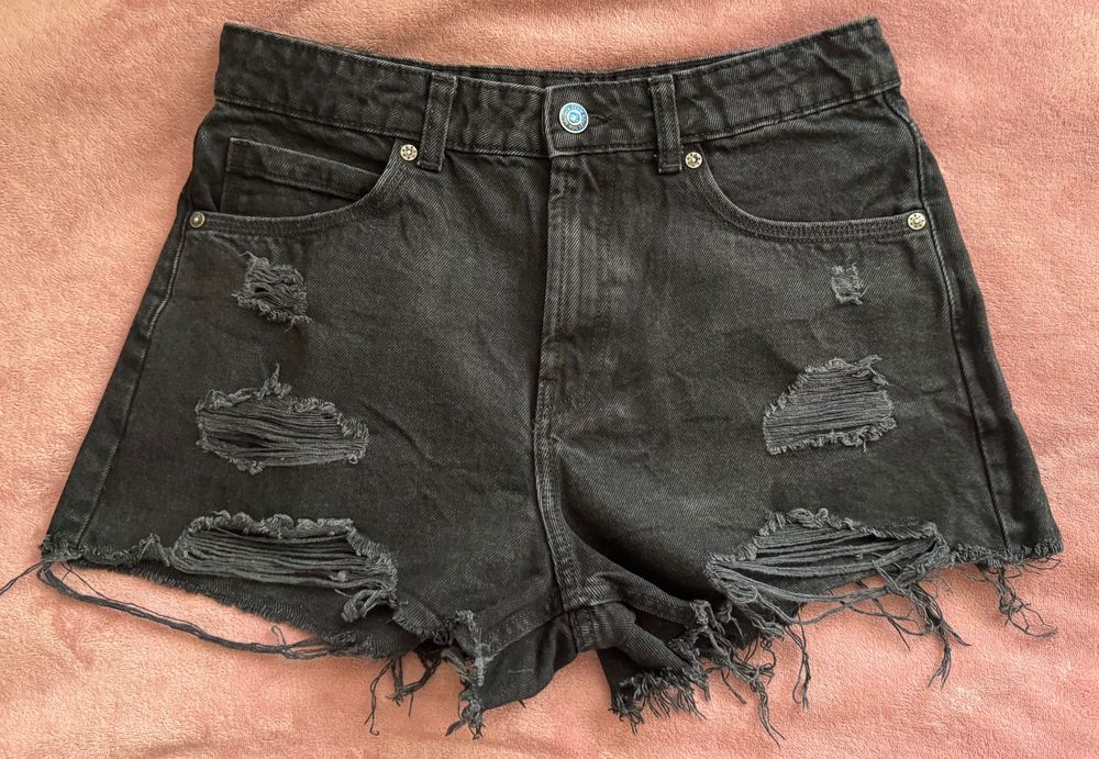 Къси дънкови панталони BERSHKA