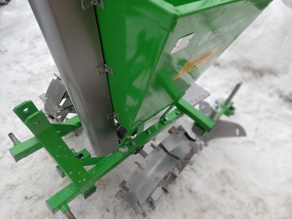 Plantator cartofi pe un rand Bomet original