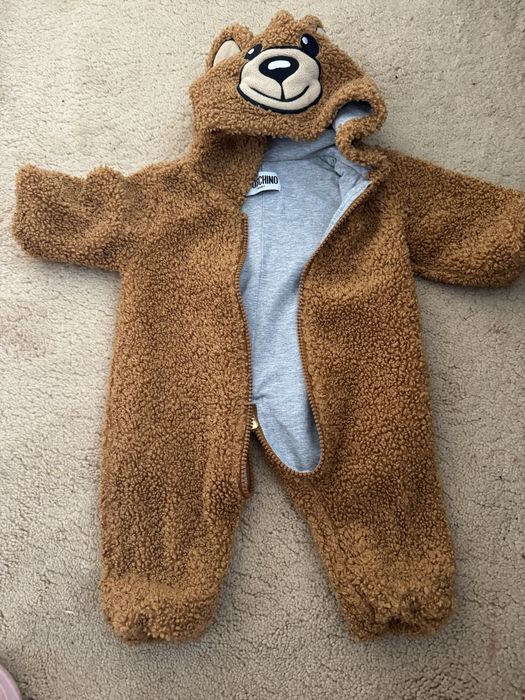 Combinezom moschino iarna