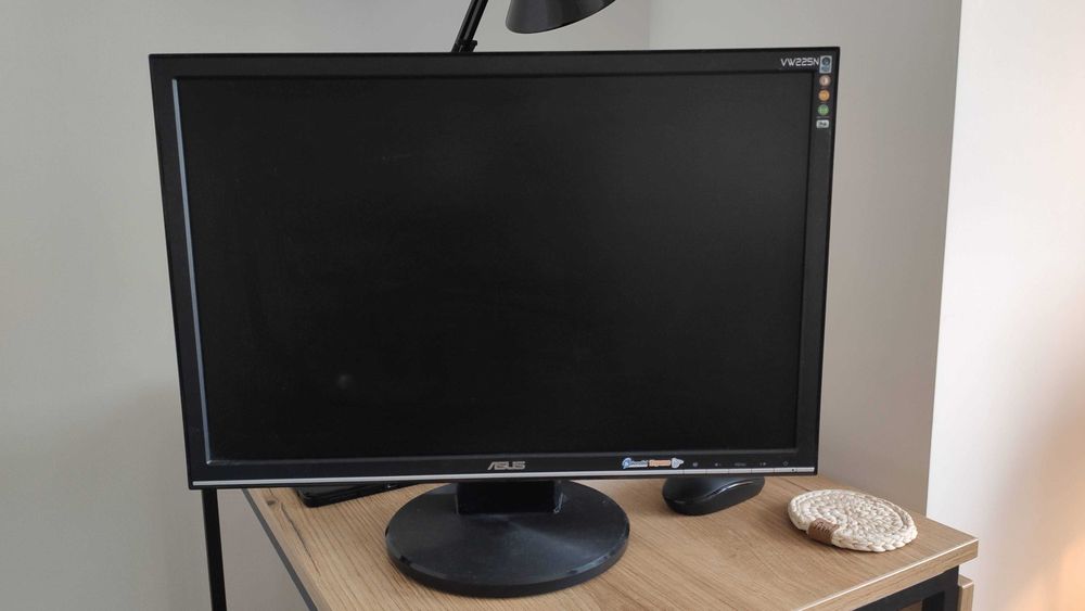Монитор ASUS 22 VW225N