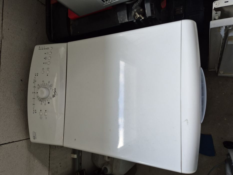 Mașina de spălat rufe whirlpool